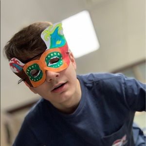 Meet your Posher, Collin